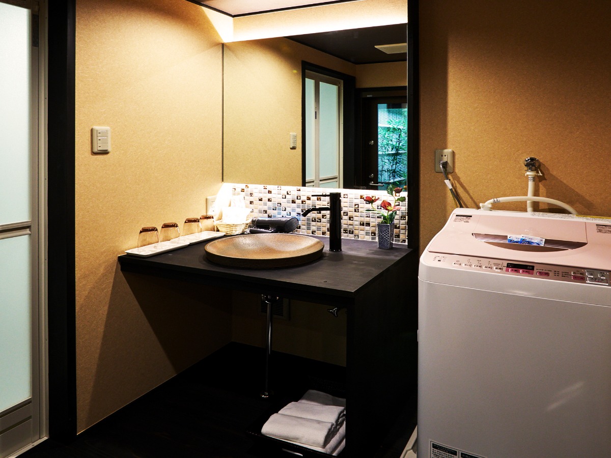 鈴 祇園八坂前の画像