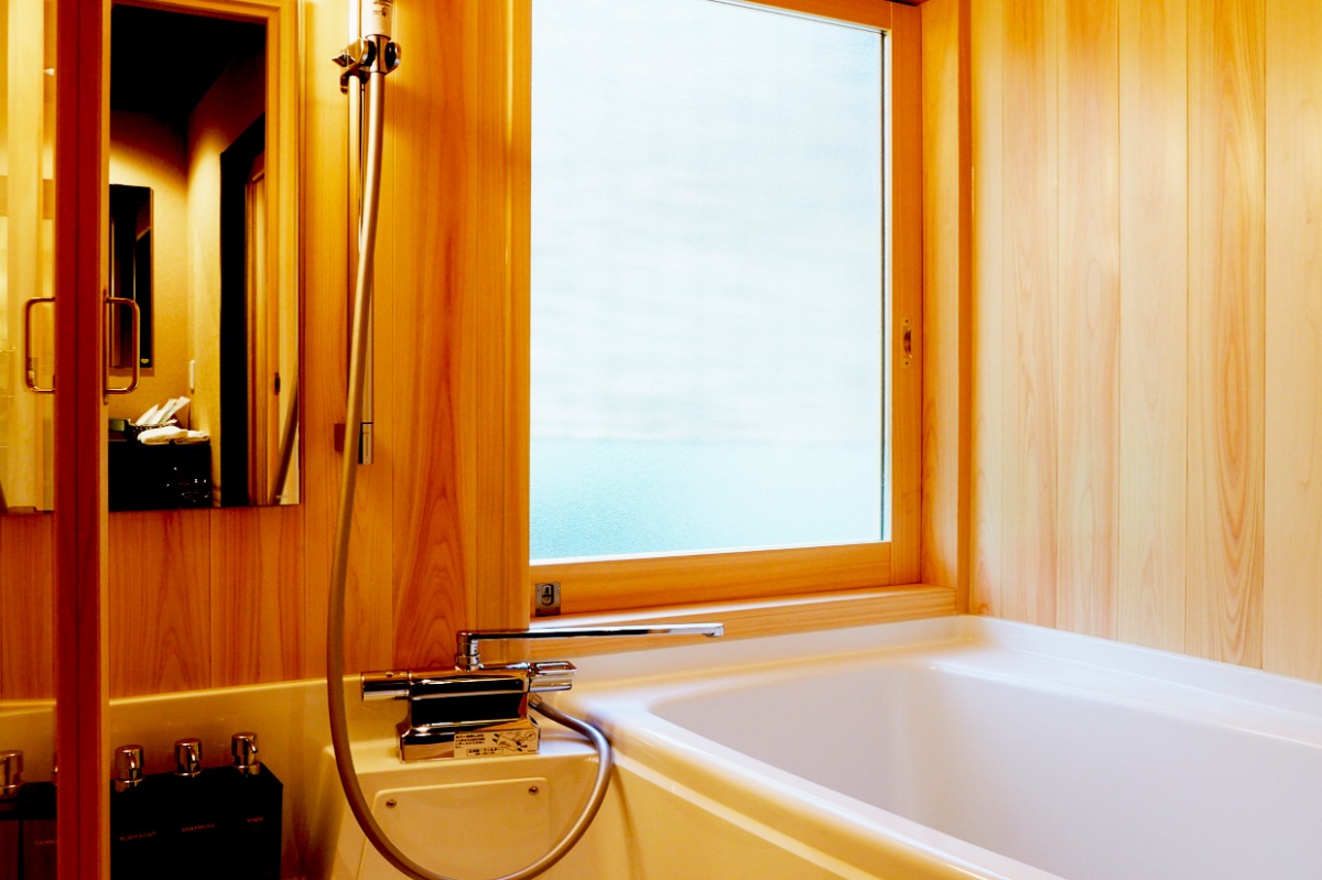 鈴 四条高瀬川の画像